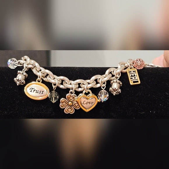 Retired Brighton Power of Pink charm bracelet - Picture 3 of 6